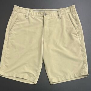 Under Armour Men's Tan Shorts. HeatGear. Size 36